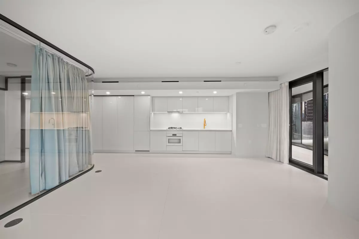 Dining Area Photo of 702 1033 Nelson Street, Vancouver, BC