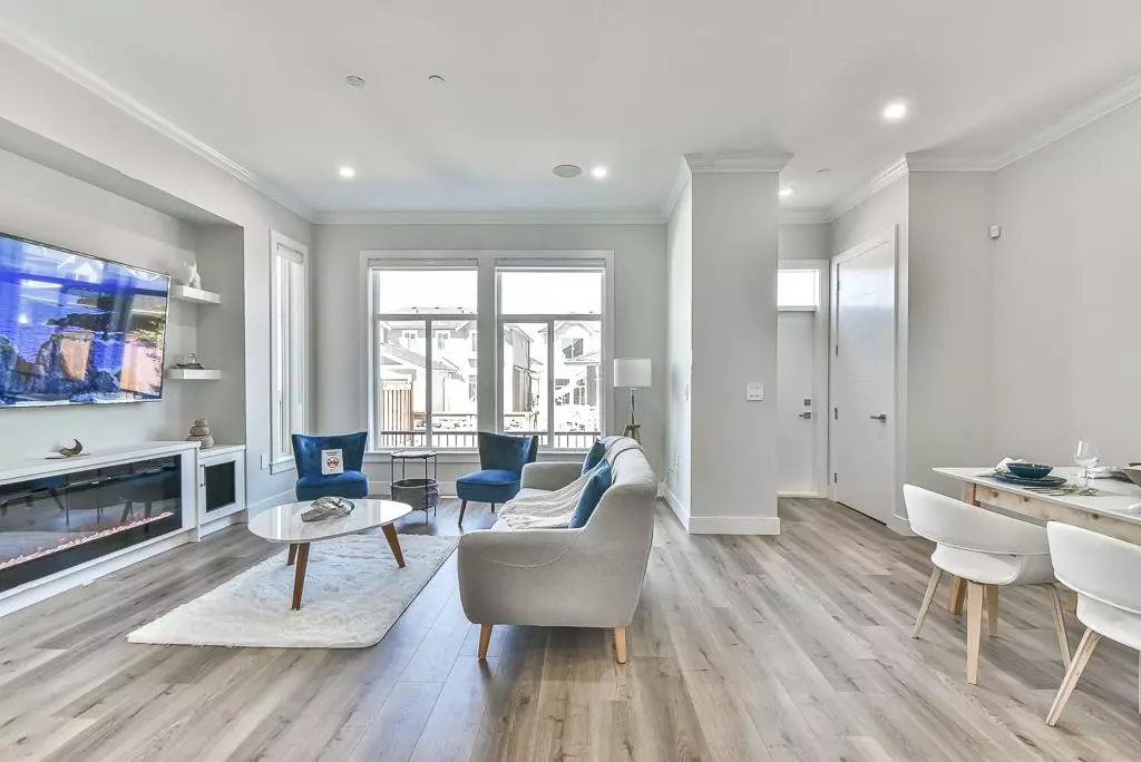 Family Room Photo of 19643 74 Avenue, Langley, BC