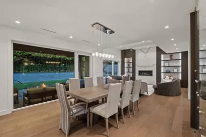 Breakfast Nook Photo of 920 Melbourne Avenue, North Vancouver, BC