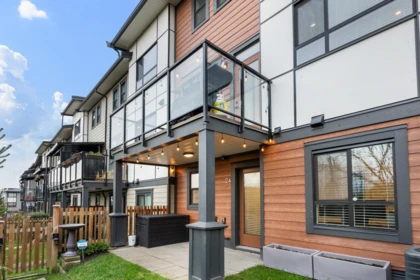 Hot Tub / Spa Photo of 24 20150 81 Avenue, Langley, BC