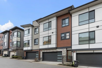 24 20150 81 Avenue, Langley, BC, Langley — Townhouse for sale