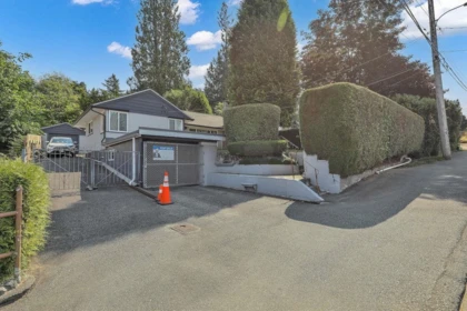 Swimming Pool Photo of 2374 Hillside Drive, Abbotsford, BC