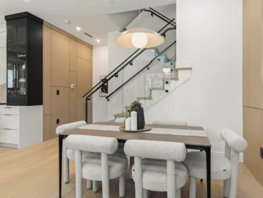 Kitchen Island Photo of 1 3255 W 13th Avenue, Vancouver, BC