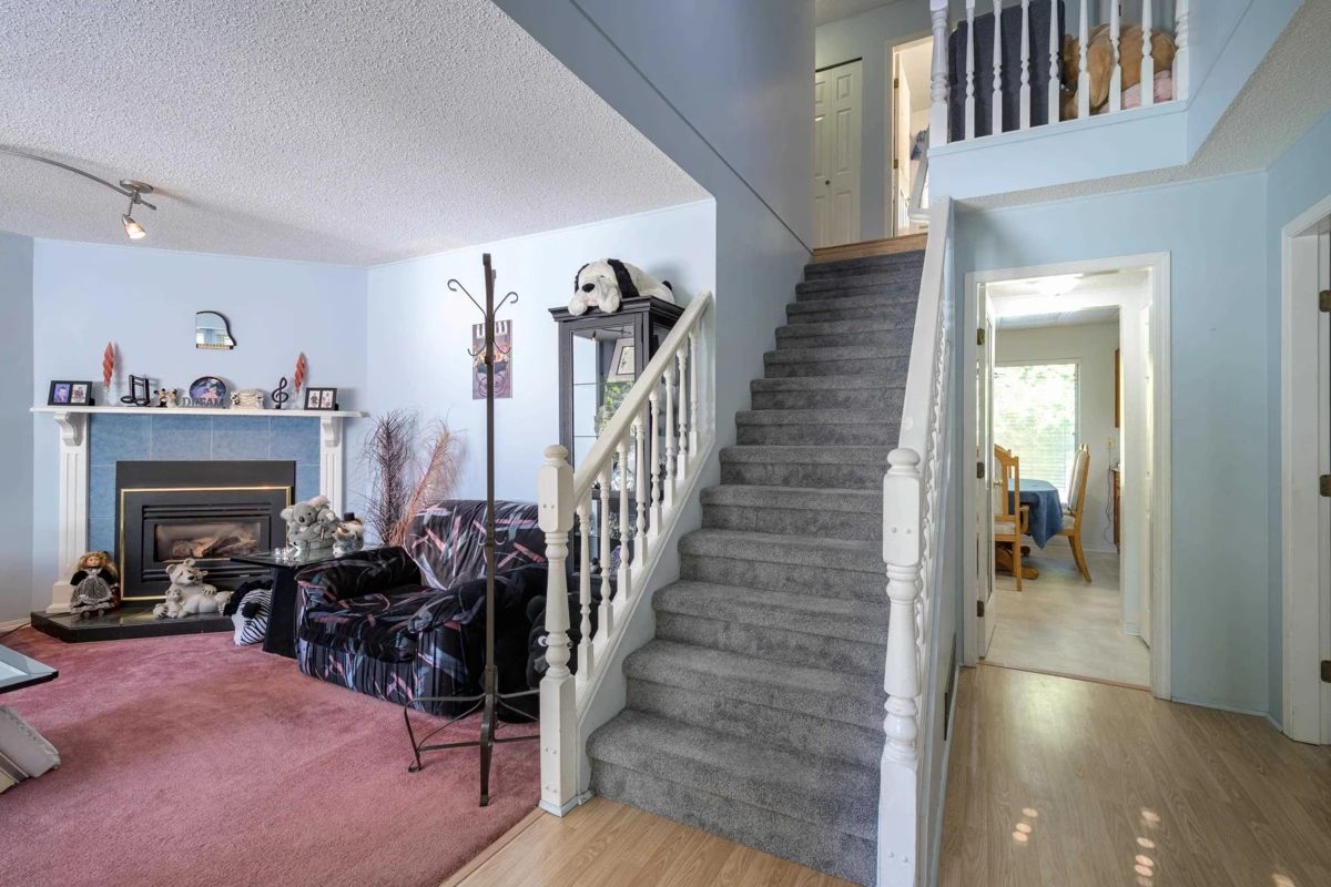 Family Room Photo of 13747 63a Avenue, Surrey, BC