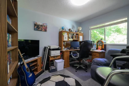 Hallway Photo of 13747 63a Avenue, Surrey, BC