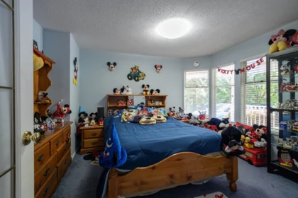 Kitchen Island Photo of 13747 63a Avenue, Surrey, BC