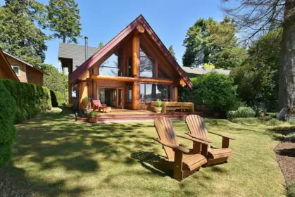 667 Franklin Road, Gibsons, BC, Gibsons — Single Family Residence for sale