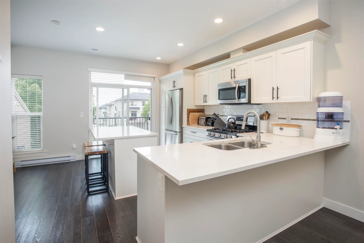 Dining Area Photo of 43 2469 164 Street, Surrey, BC