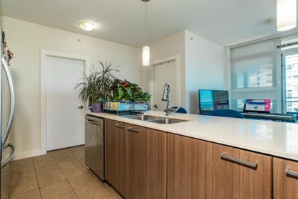 Kitchen Island Photo of 2905 2955 Atlantic Avenue, Coquitlam, BC