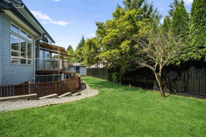 Garden / Landscaping Photo of 18361 66 Avenue, Surrey, BC