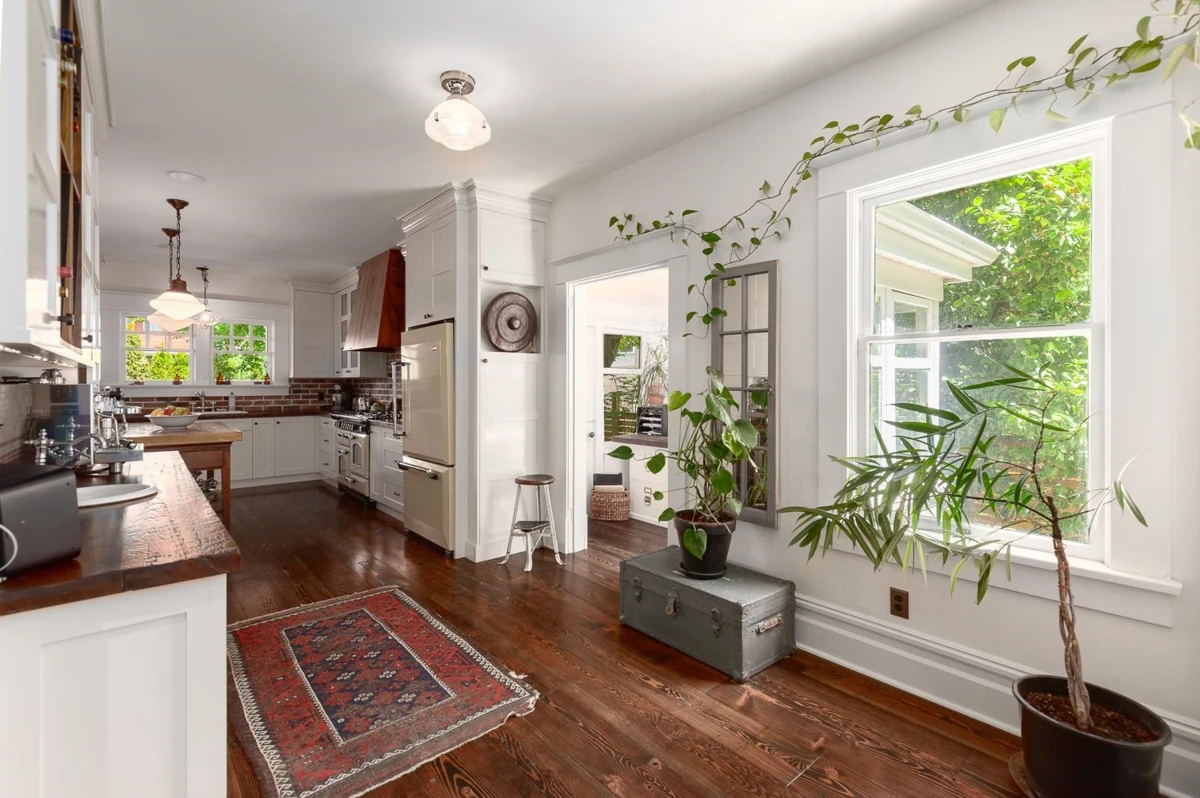 Family Room Photo of 1859 Napier Street, Vancouver, BC
