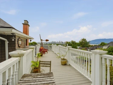 Garden / Landscaping Photo of 1859 Napier Street, Vancouver, BC