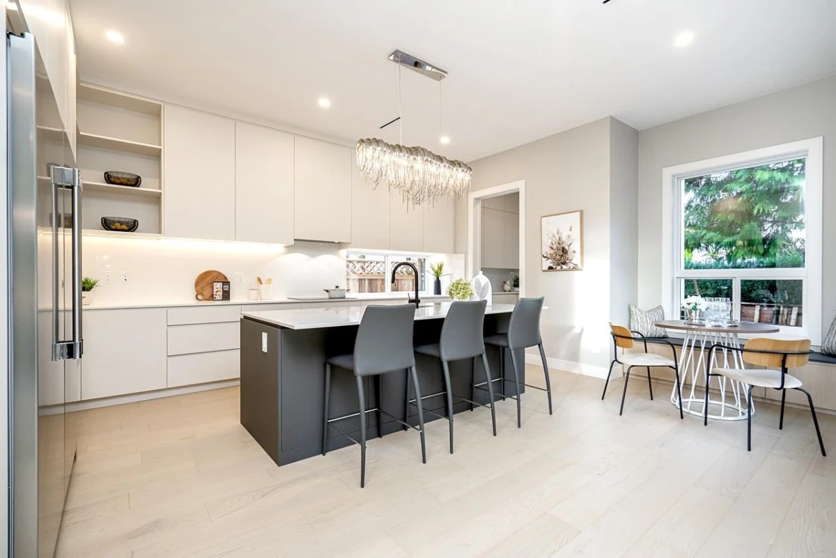 Dining Area Photo of 15043 19a Avenue, Surrey, BC