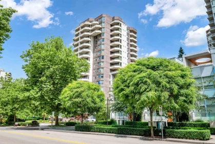 802 5790 Patterson Avenue, Burnaby, BC, Burnaby — Apartment/Condo for sale
