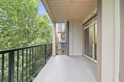 Entry Foyer Photo of 306 8328 207a Street, Langley, BC