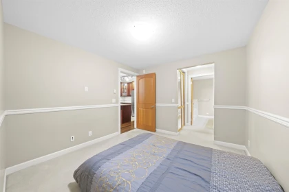 Walk-In Closet Photo of 306 8328 207a Street, Langley, BC