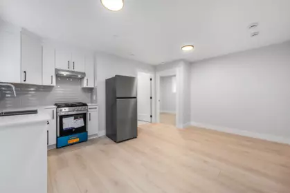 Mudroom Photo of 2743 Mcgill Street, Vancouver, BC