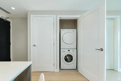 Mudroom Photo of 1506 1221 Bidwell Street, Vancouver, BC