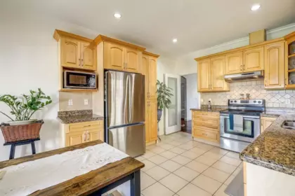 7448 17th Avenue, Burnaby, BC, Burnaby — Half Duplex for sale