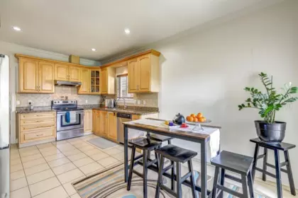 7448 17th Avenue, Burnaby, BC, Burnaby — Half Duplex for sale