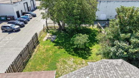 Backyard Photo of 45948 Chesterfield Avenue, Chilliwack, BC