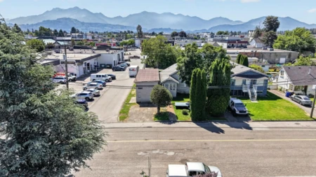 Garden / Landscaping Photo of 45948 Chesterfield Avenue, Chilliwack, BC