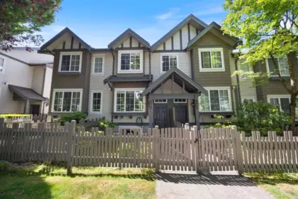 3299 Beaverbrook Drive, Burnaby, BC, Burnaby — Townhouse for sale