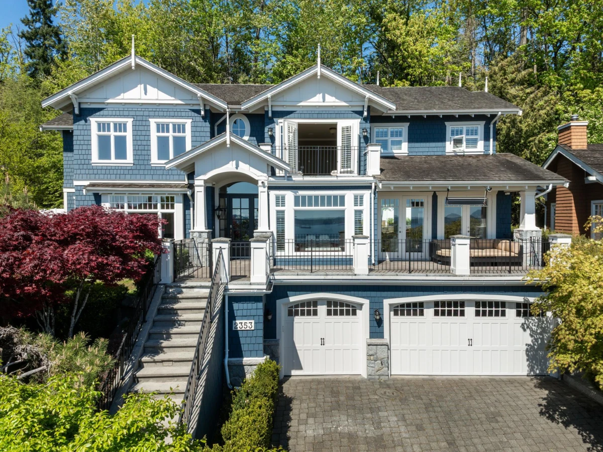 Family Room Photo of 2353 Orchard Lane, West Vancouver, BC