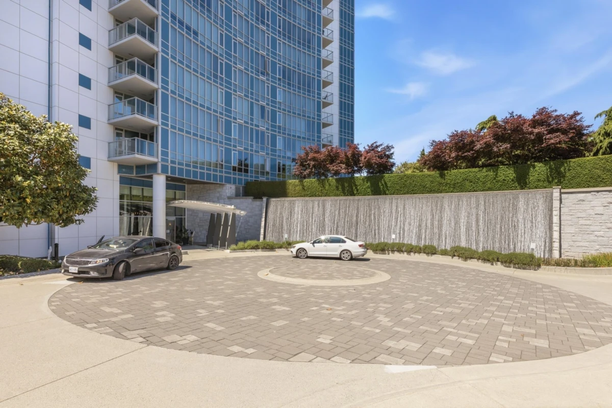Exterior Rear Photo of 1009 4189 Halifax Street, Burnaby, BC