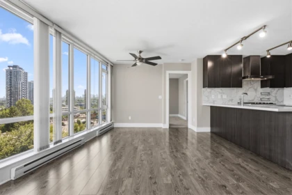 Kitchen Photo of 1009 4189 Halifax Street, Burnaby, BC