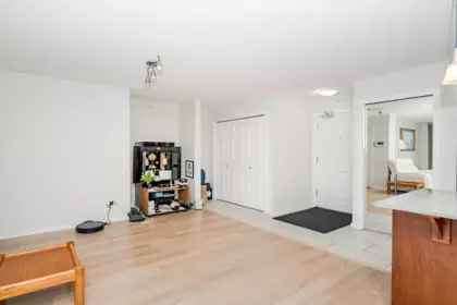 Office / Den Photo of 214 8480 Granville Avenue, Richmond, BC