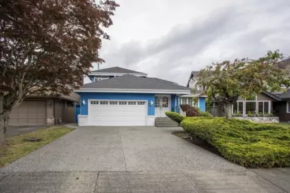 Swimming Pool Photo of 12431 Alliance Drive, Richmond, BC