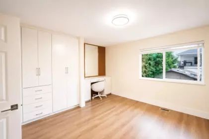 Breakfast Nook Photo of 12458 76b Avenue, Surrey, BC