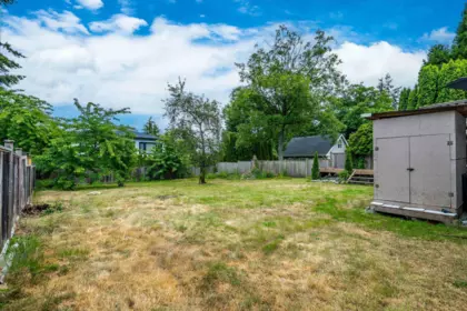 Front Yard Photo of 1728 156 Street, Surrey, BC