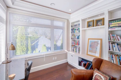 Breakfast Nook Photo of 4578 Puget Drive, Vancouver, BC
