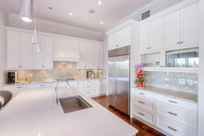 Kitchen Island Photo of 4578 Puget Drive, Vancouver, BC