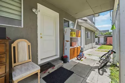 Community Amenities Photo (Clubhouse) of 12466 76 Avenue, Surrey, BC