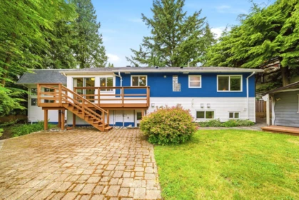 Fitness Center Photo Near 1611 Lynn Valley Road, North Vancouver, BC
