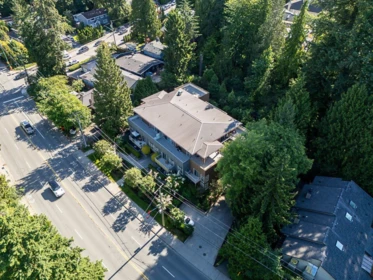 Hot Tub / Spa Photo of 206 2832 Capilano Road, North Vancouver, BC