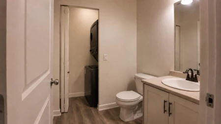 Entry Foyer Photo of 209 20281 53a Avenue, Langley, BC