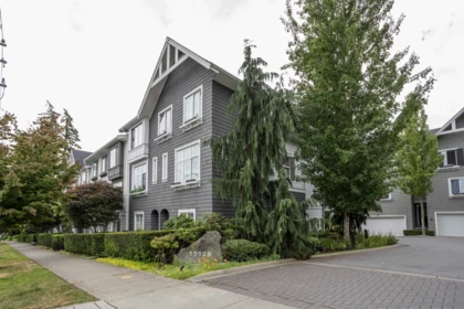20 15128 24 Avenue, Surrey, BC, Surrey — Townhouse for sale