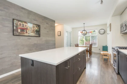 Front Yard Photo of 20 15128 24 Avenue, Surrey, BC