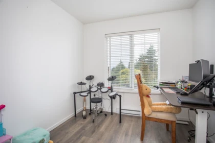 Mudroom Photo of 20 15128 24 Avenue, Surrey, BC