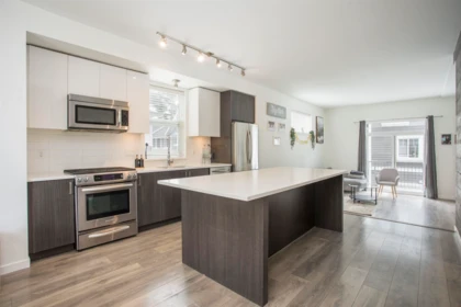 Swimming Pool Photo of 20 15128 24 Avenue, Surrey, BC