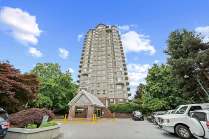 Hallway Photo of 305 1250 Quayside Drive, New Westminster, BC