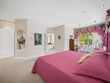 Entry Foyer Photo of 12357 56a Avenue, Surrey, BC