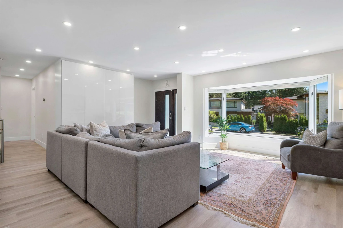 Dining Area Photo of 3581 Bluebonnet Road, North Vancouver, BC
