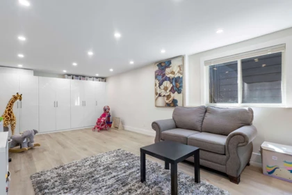 Entry Foyer Photo of 3581 Bluebonnet Road, North Vancouver, BC