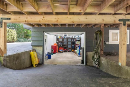 Hot Tub / Spa Photo of 3581 Bluebonnet Road, North Vancouver, BC