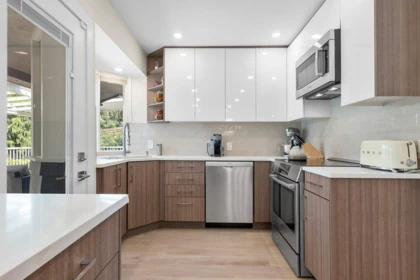 Primary Bathroom Photo of 3581 Bluebonnet Road, North Vancouver, BC